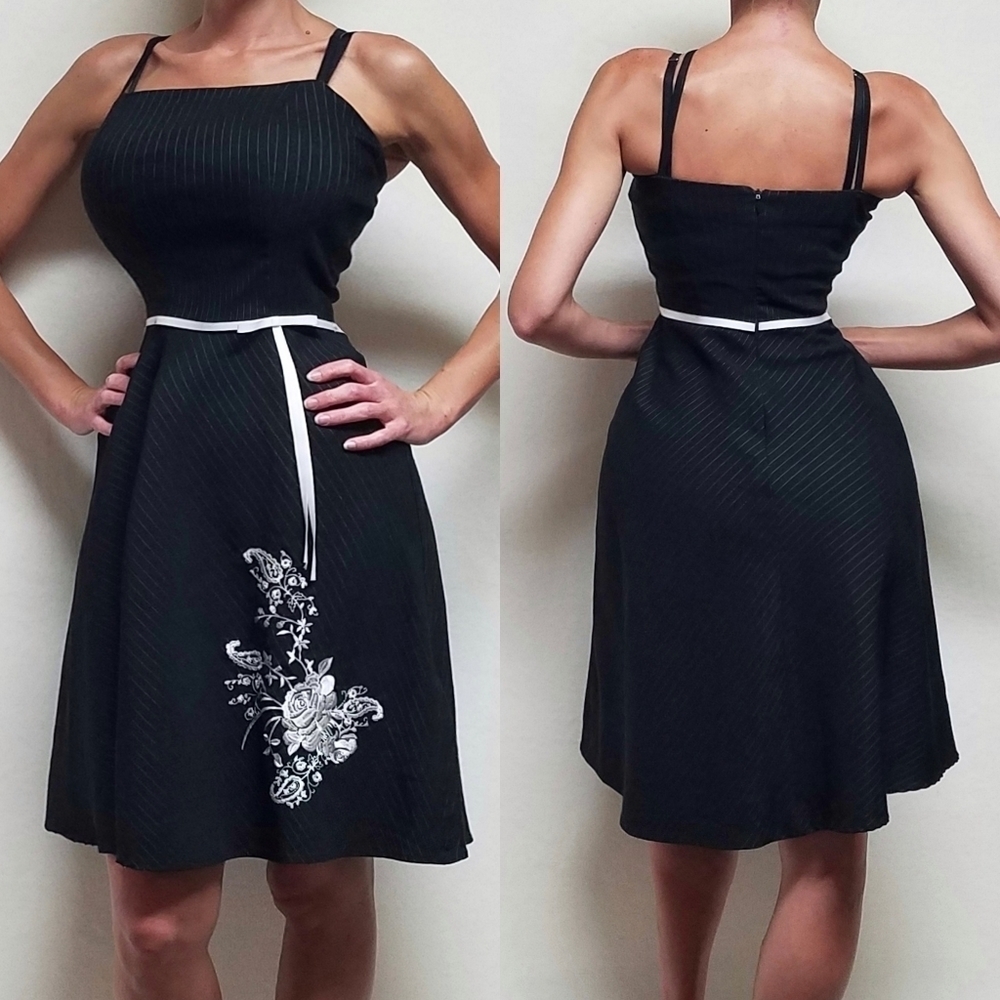 VINTAGE Retro Rampage Pin-up Black Pinstripe White Floral Midi Swing Dress Large